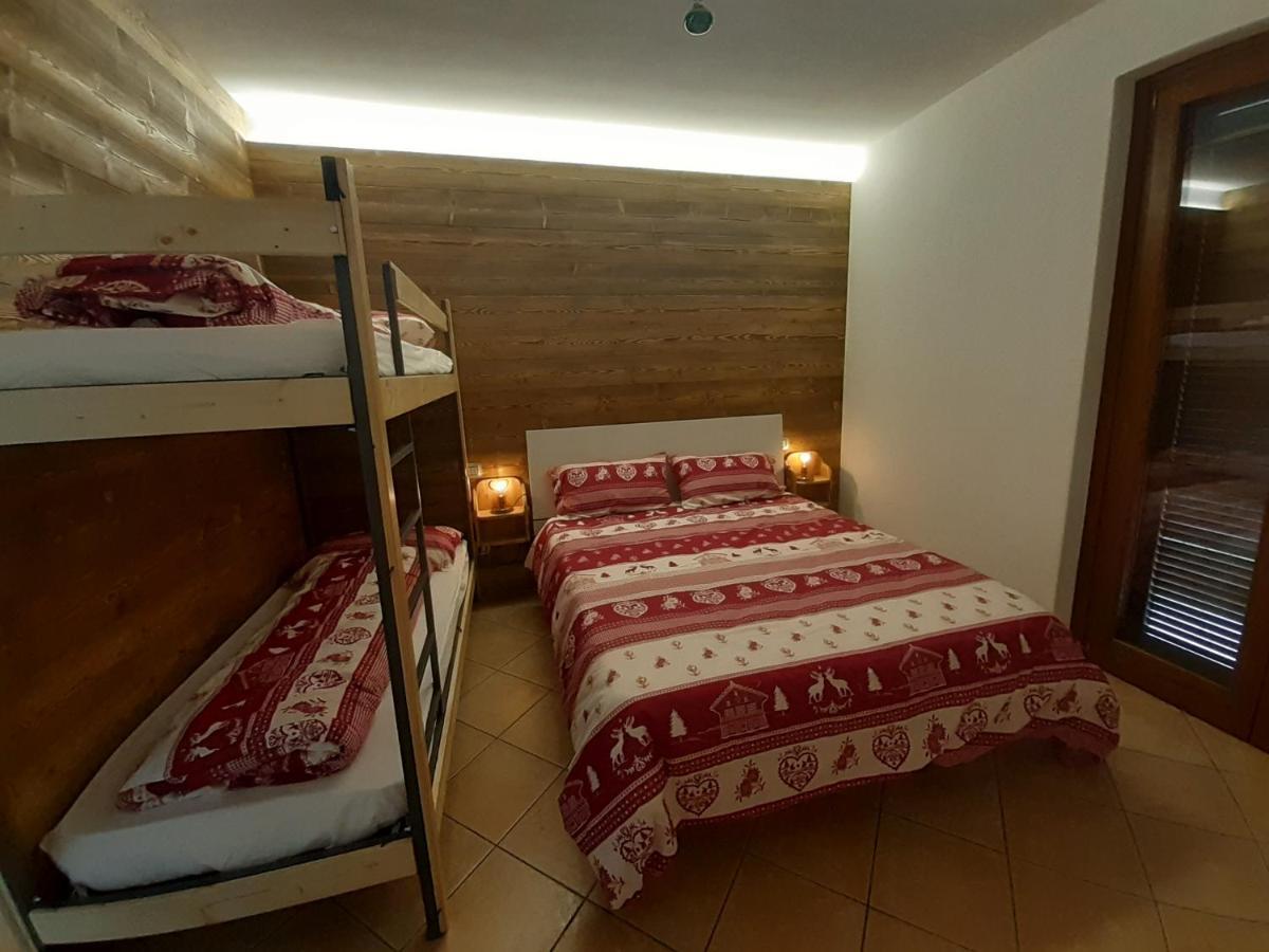 Azienda Agricola Agriturismo I Sei Petali Capo di Ponte Eksteriør bilde